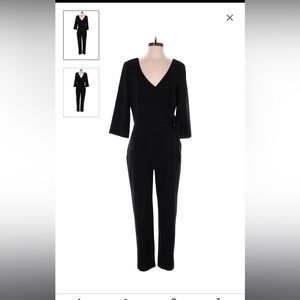 EVEREVE. Payton Jensen. Jumpsuit. 3/4 sleeve, v-neck. Size S.
